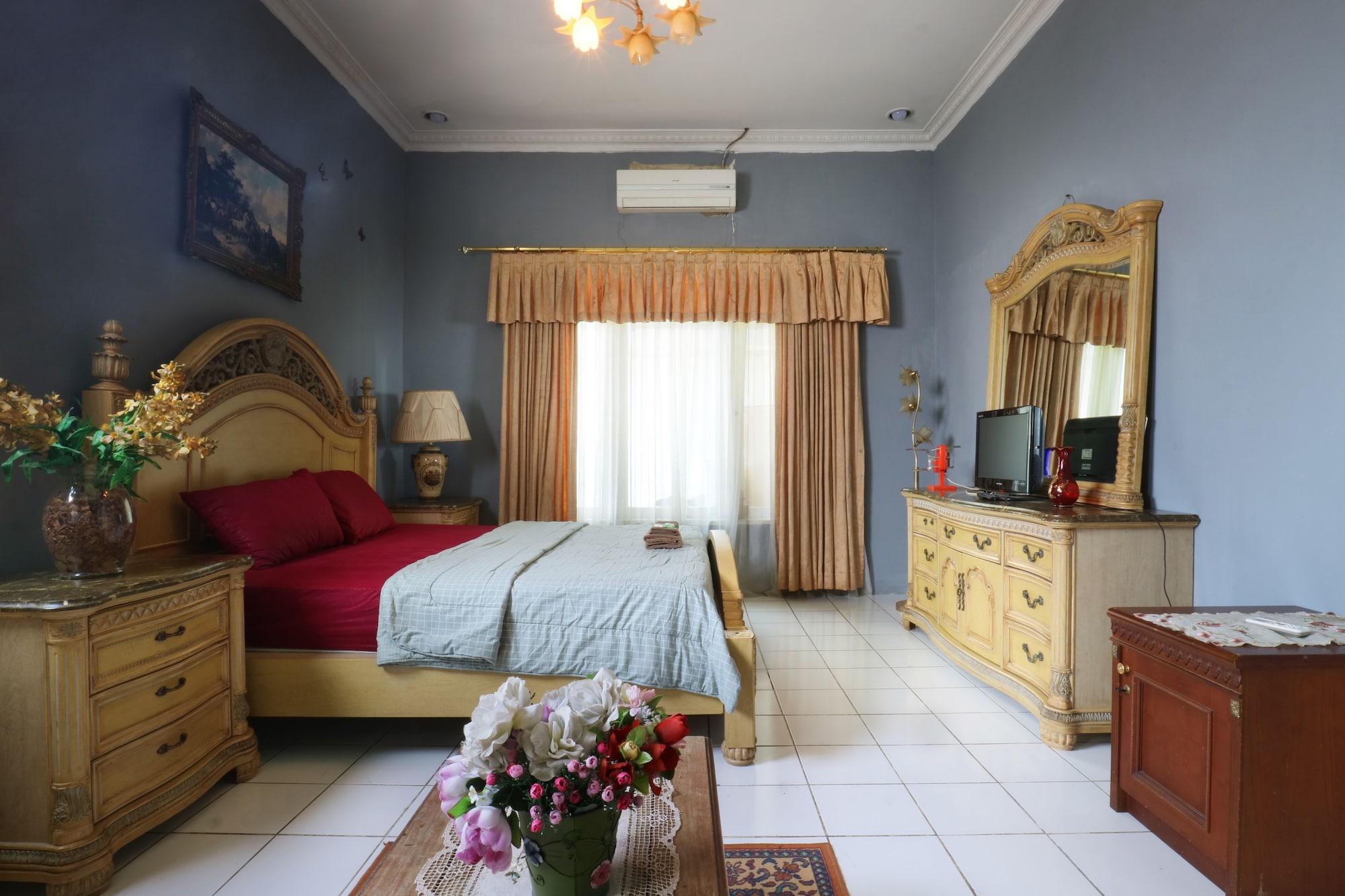 Villa Sri Manganti Jakarta Exteriör bild