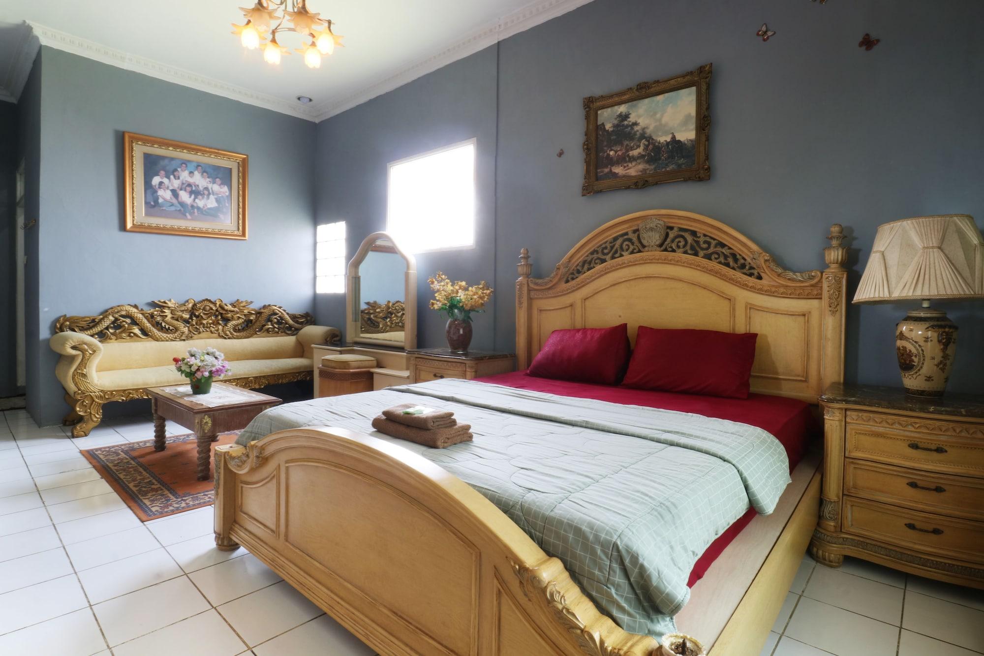 Villa Sri Manganti Jakarta Exteriör bild