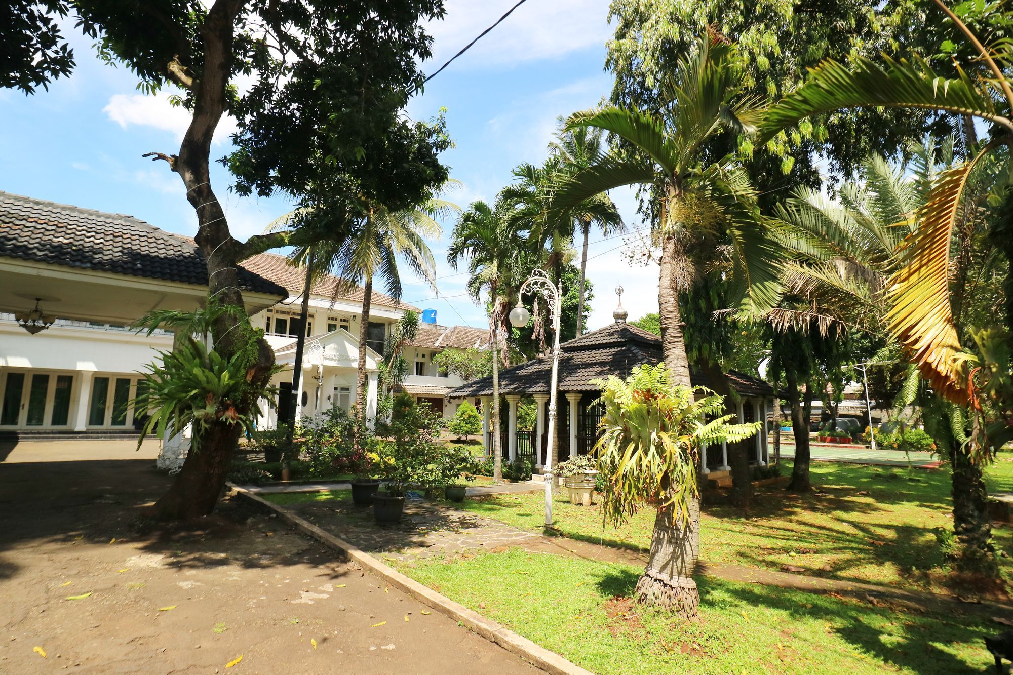 Villa Sri Manganti Jakarta Exteriör bild